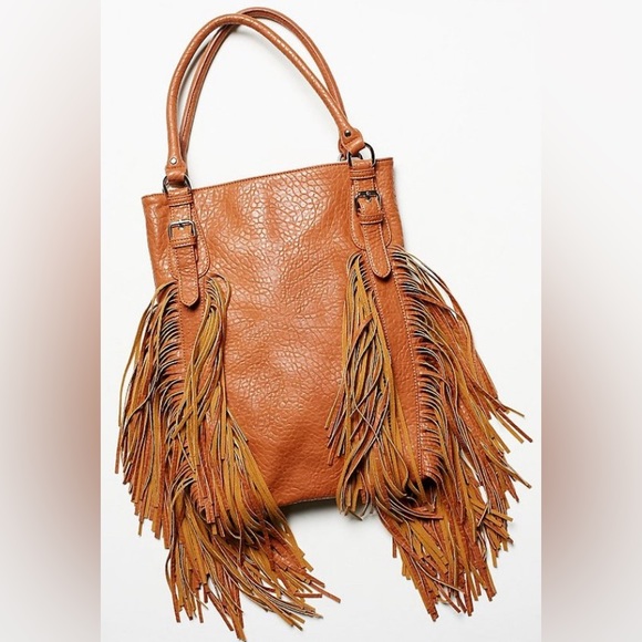 Free People Handbags - Free People Vegan Crazyheart Tote